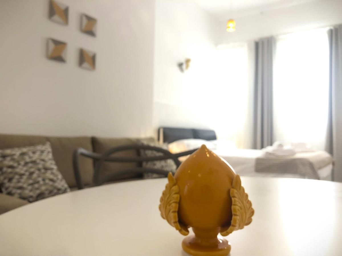 Zefiro Suites Lecce Ngoại thất bức ảnh