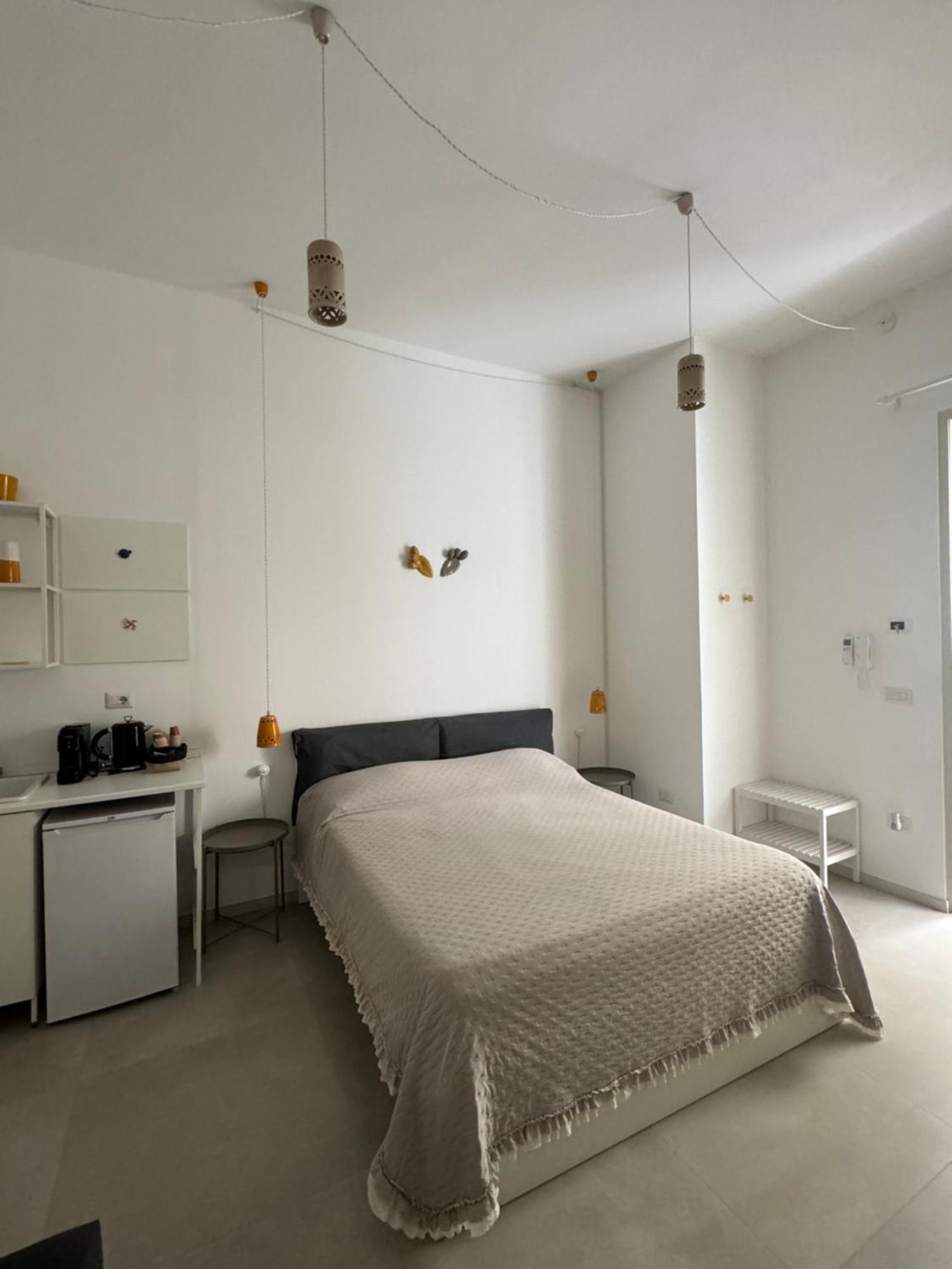 Zefiro Suites Lecce Ngoại thất bức ảnh
